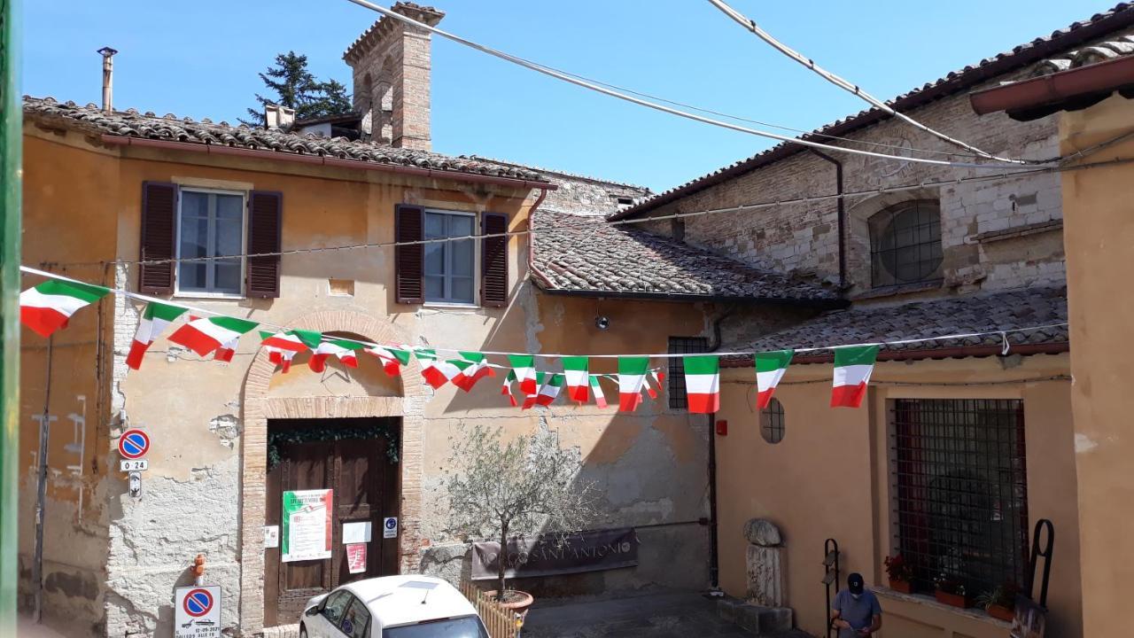 Apartamento La Casa Dei Bersaglieri Perugia Exterior foto